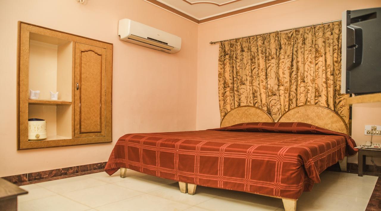 Hotel Priya Jaisalmer Esterno foto